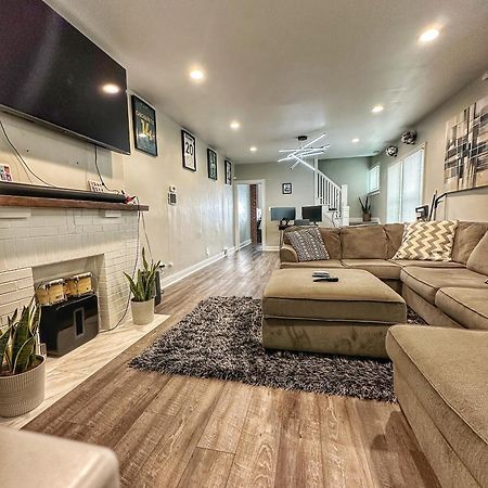 הוילה קולומבוס Modern Luxe 3Br 1Ba With Bar 7 מראה חיצוני תמונה